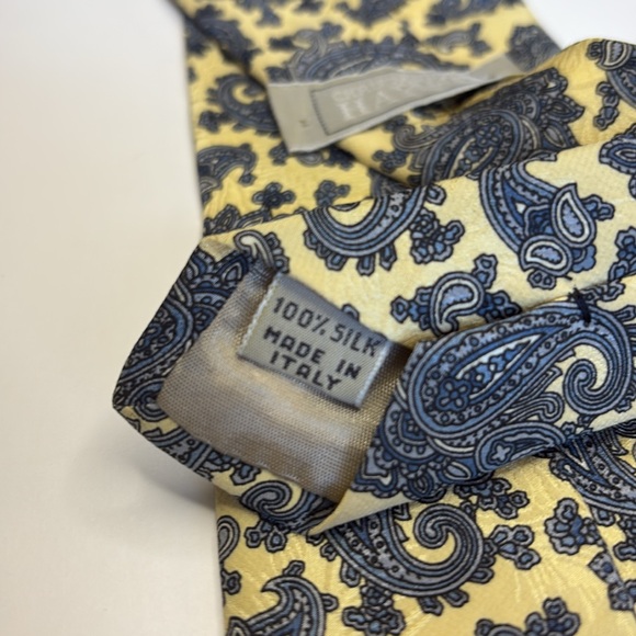 Yellow Italian Silk Tie with Blue & Gray Paisley Print - Picture 6 of 7